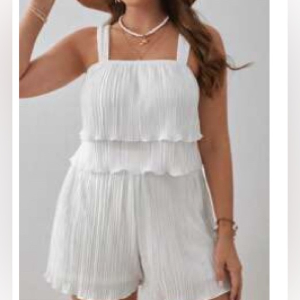 SHEIN Curve Textured White Set